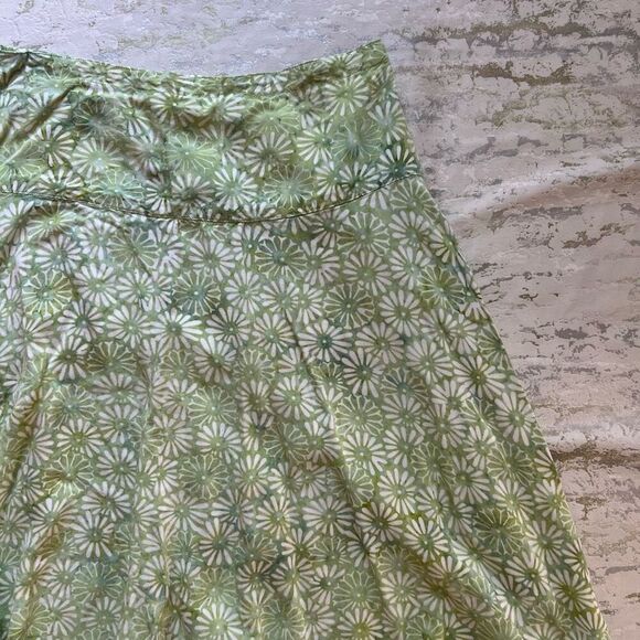 Nomadic Traders Y2K Daisy Floral Midi Skirt - Picture 2 of 9